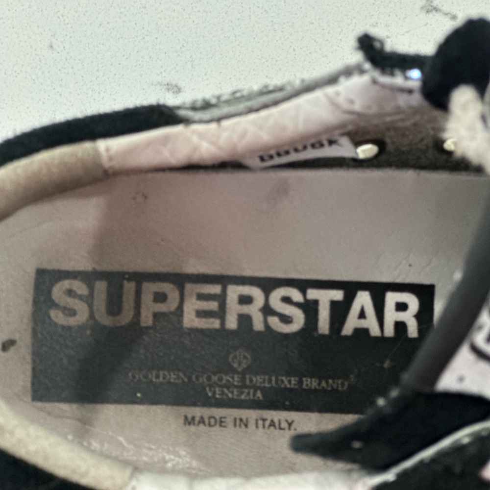 Golden Goose silver/ black size 36 shoe. - Picture 11 of 13